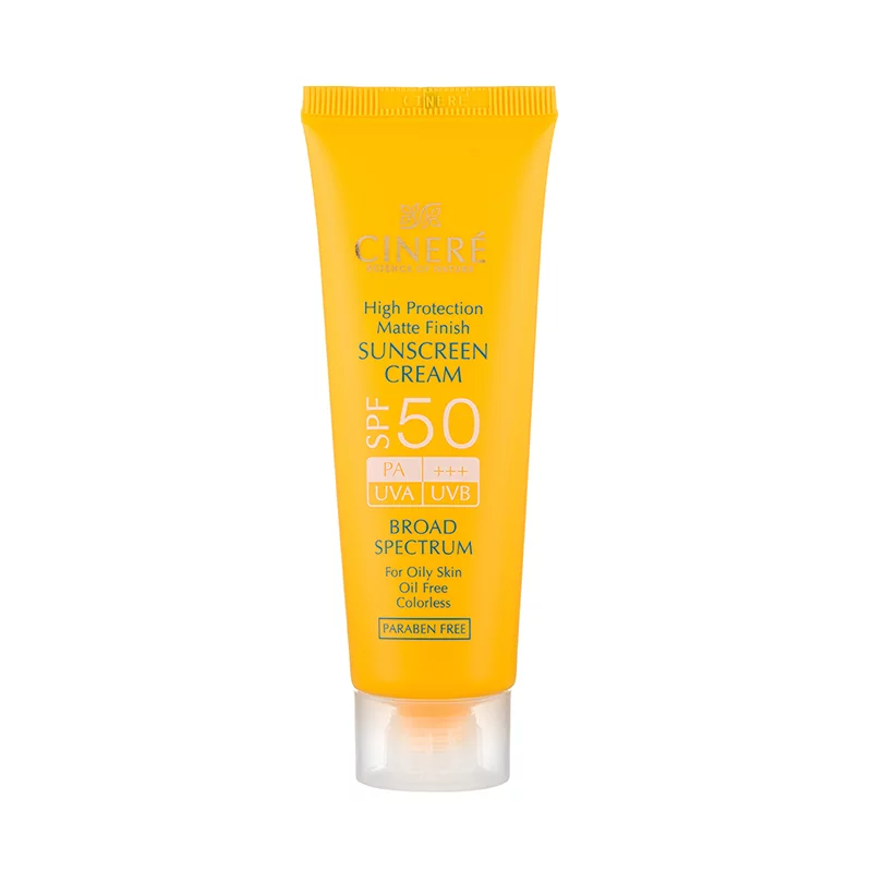 کرم ضد آفتاب بی رنگ سینره مدل Oil Free با SPF50 مناسب پوست چرب حجم 50 میلی لیتر